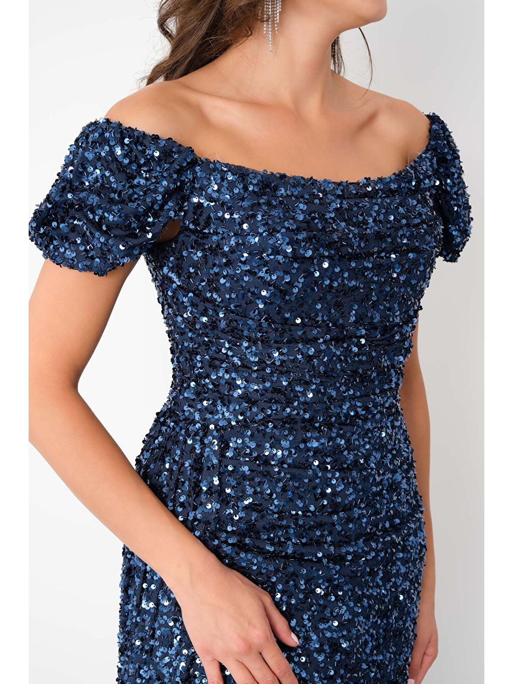 Kadın Lacivert Pul Payet İşlemeli Uzun Abiye Elbise-3