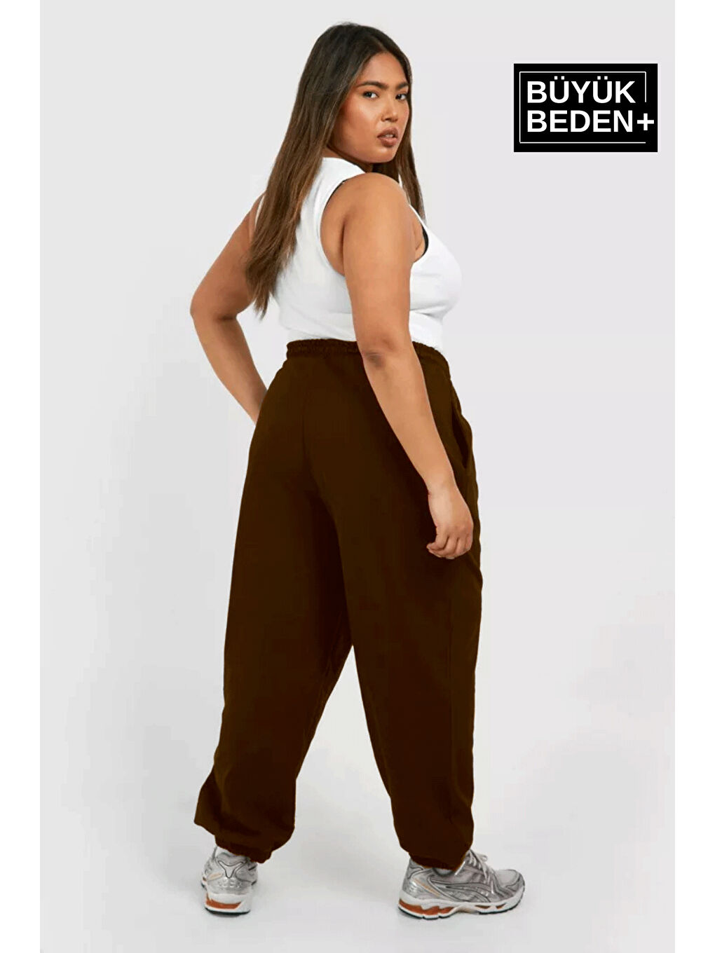 Kahverengi Kadın Büyük Beden Paça Lastikli Brooklyn Baskılı İnce Eşofman Altı SPR25EAK53-2