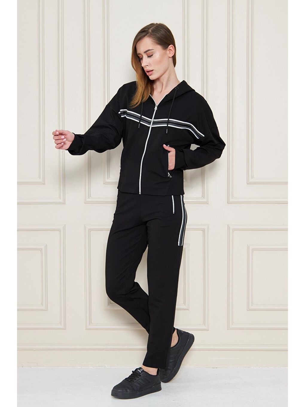 Kadın Pamuklu Tam Fermuarlı Kapüşonlu Eşofman Takımı Siyah 5552-S-3