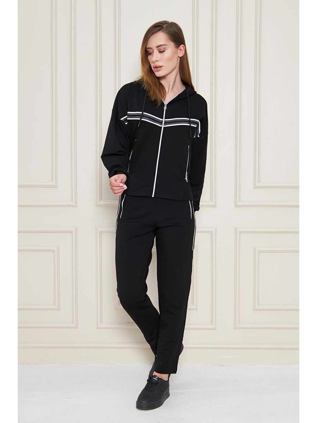 Kadın Pamuklu Tam Fermuarlı Kapüşonlu Eşofman Takımı Siyah 5552-S-5