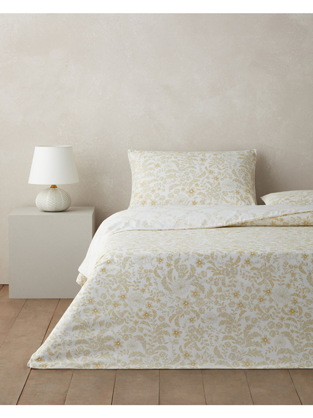 Vionne Kolay Ütülenir Çarşaflı Çift Kişilik Nevresim Takımı 200x220 cm Açık Sarı