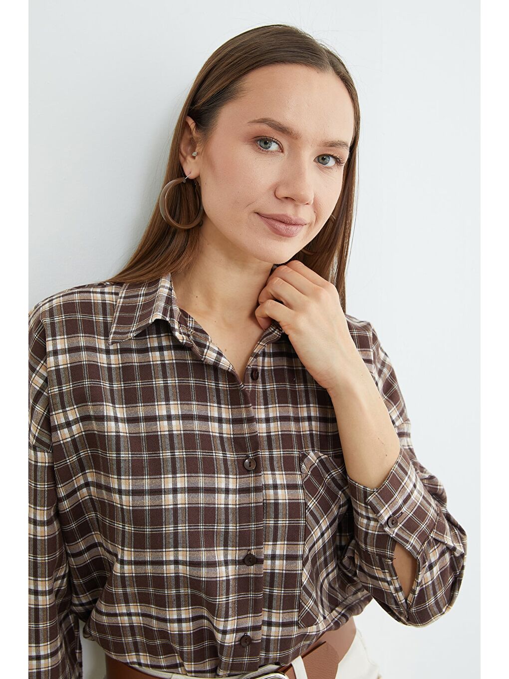 Kahverengi Ekose Desenli Tek Cepli Salaş Gömlek-1