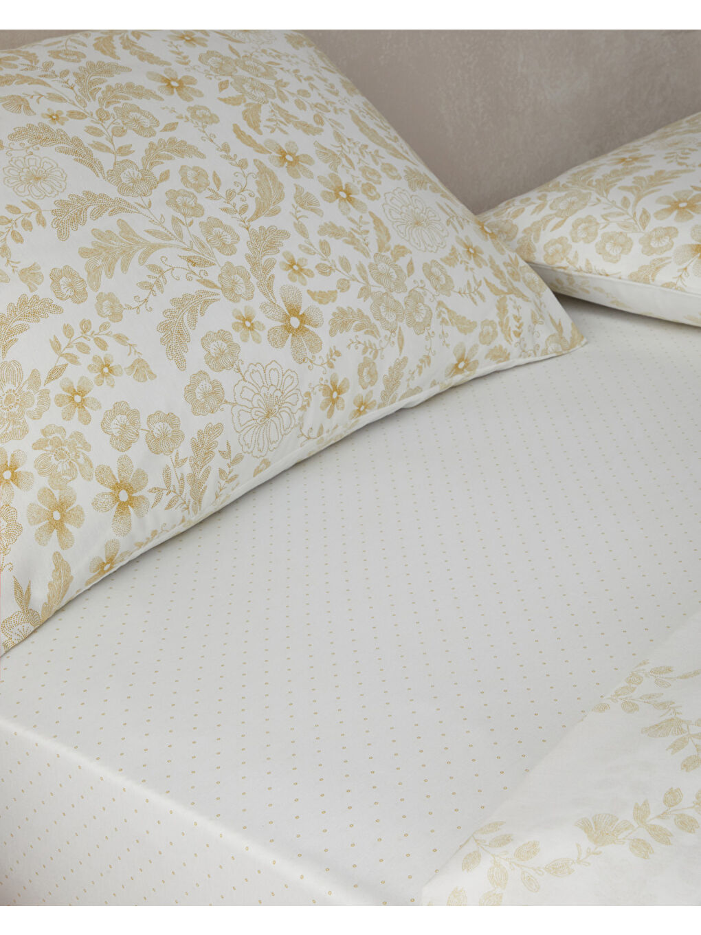 Vionne Kolay Ütülenir Çarşaflı Çift Kişilik Nevresim Takımı 200x220 cm Açık Sarı-3