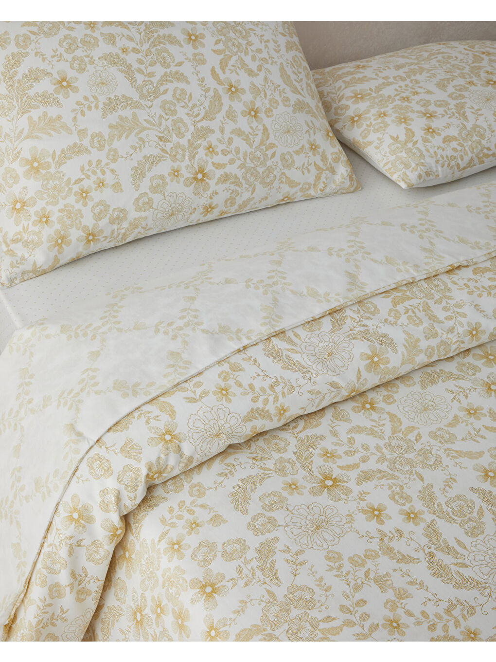 Vionne Kolay Ütülenir Çarşaflı Çift Kişilik Nevresim Takımı 200x220 cm Açık Sarı-4