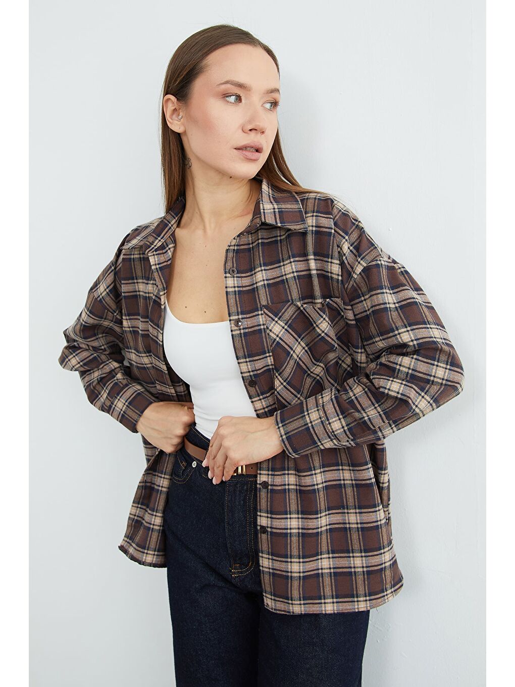 Kahverengi Ekose Desenli Tek Cepli Oversize Gömlek-4