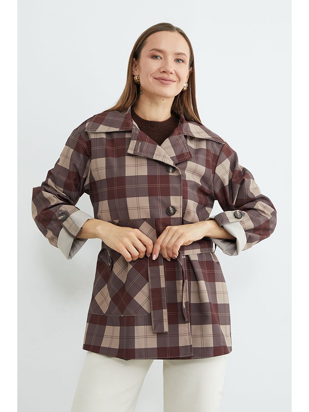 Kahverengi Ekose Desenli Kuşaklı Trençkot-2