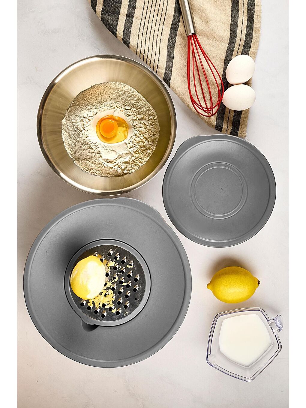 Pro Gri 8 Parça Rendeli Karıştırma Ve Saklama Kabı (16-20-24 CM)