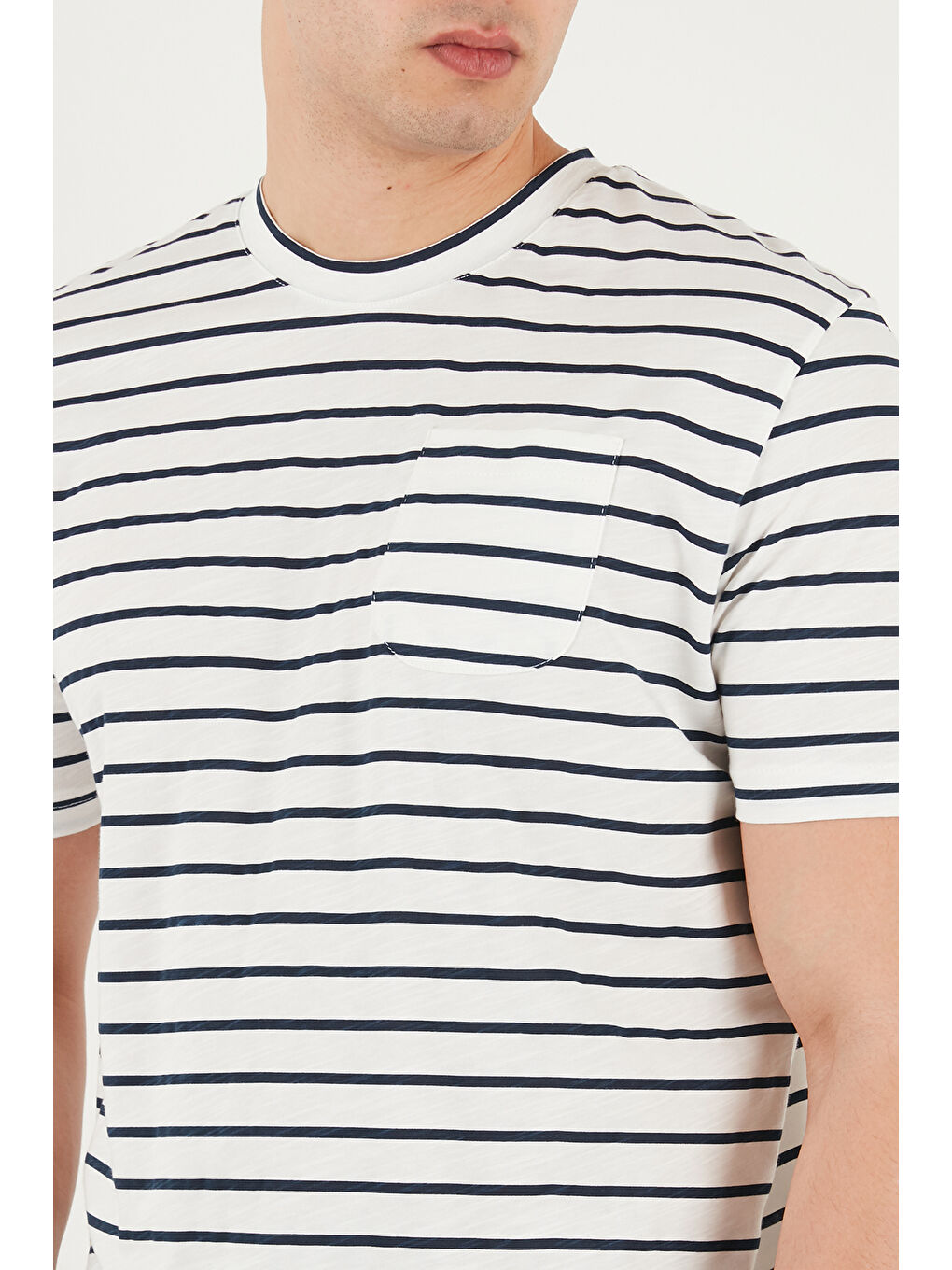 İndigo Pamuklu Çizgili Cep Detaylı Bisiklet Yaka T Shirt 5904057-4