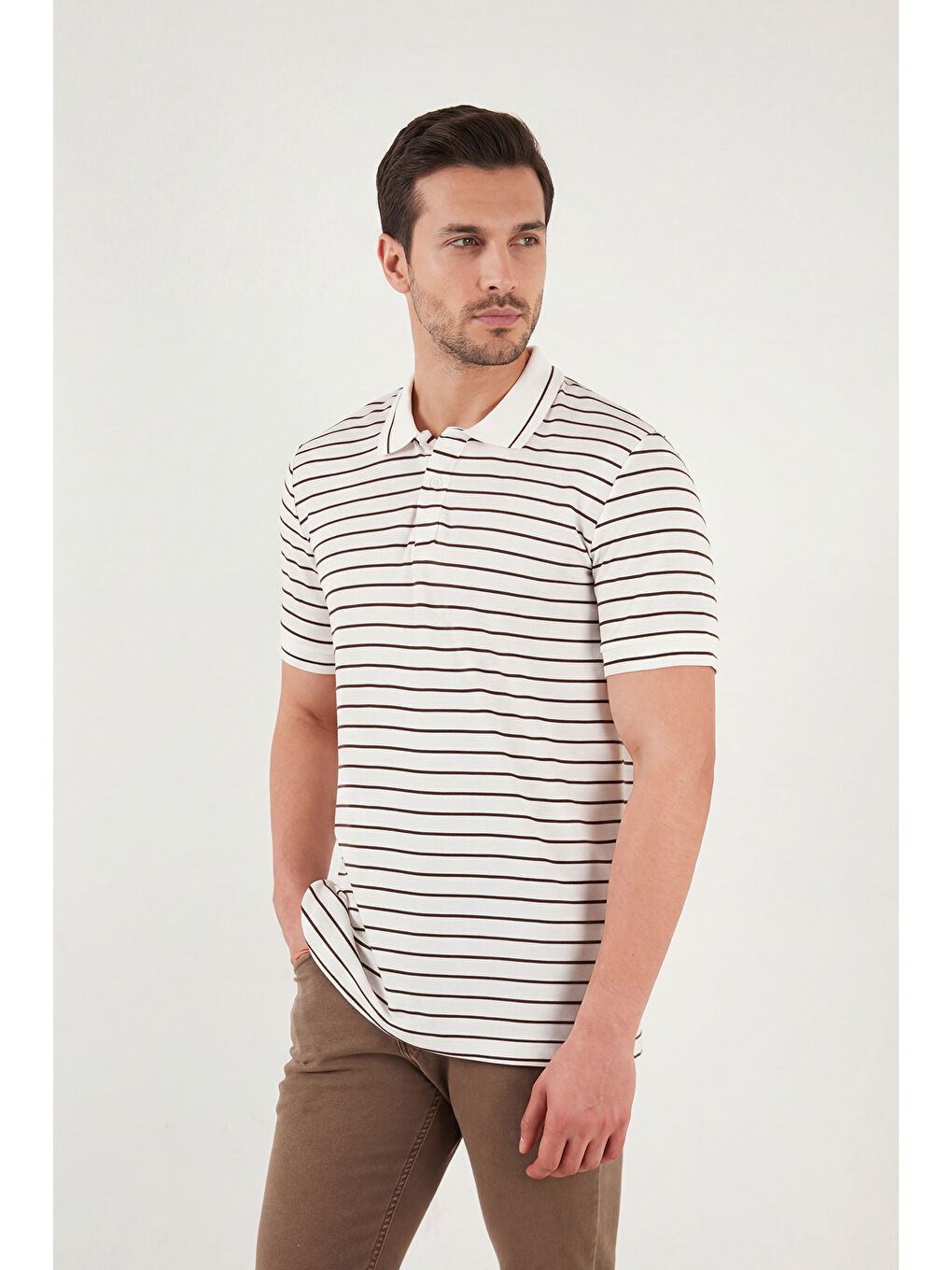 Kahverengi Çizgili Kısa Kollu Düğmeli Polo T Shirt 5904026-1