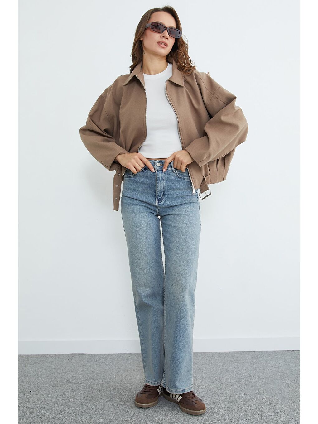 Bej Kemerli Pileli Oversize Trençkot-2