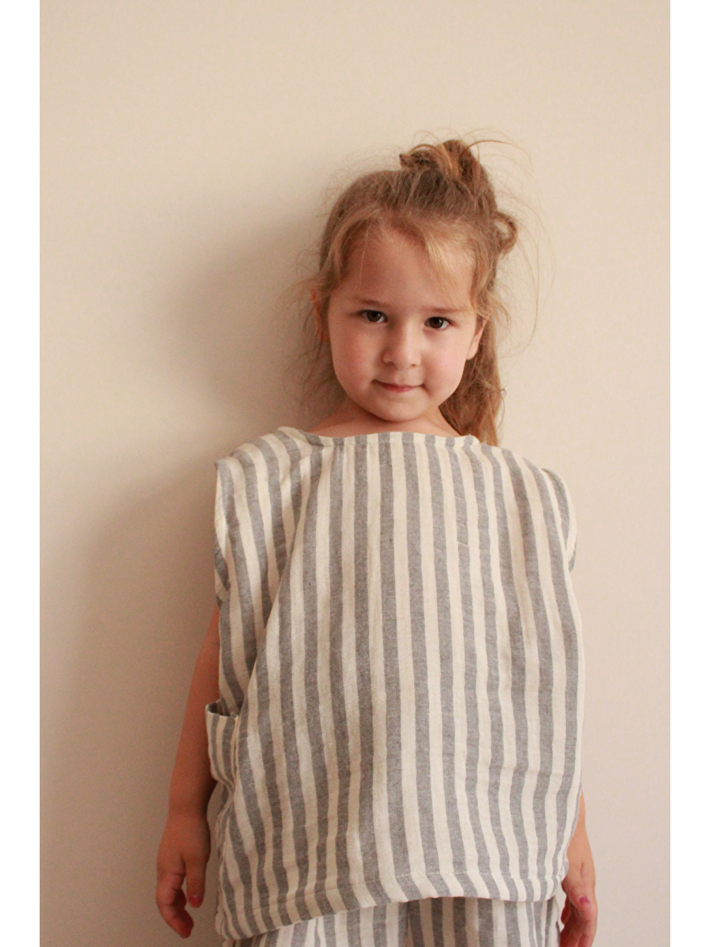 Gri Çizgili Asimetrik Cep Detaylı Atlet-2