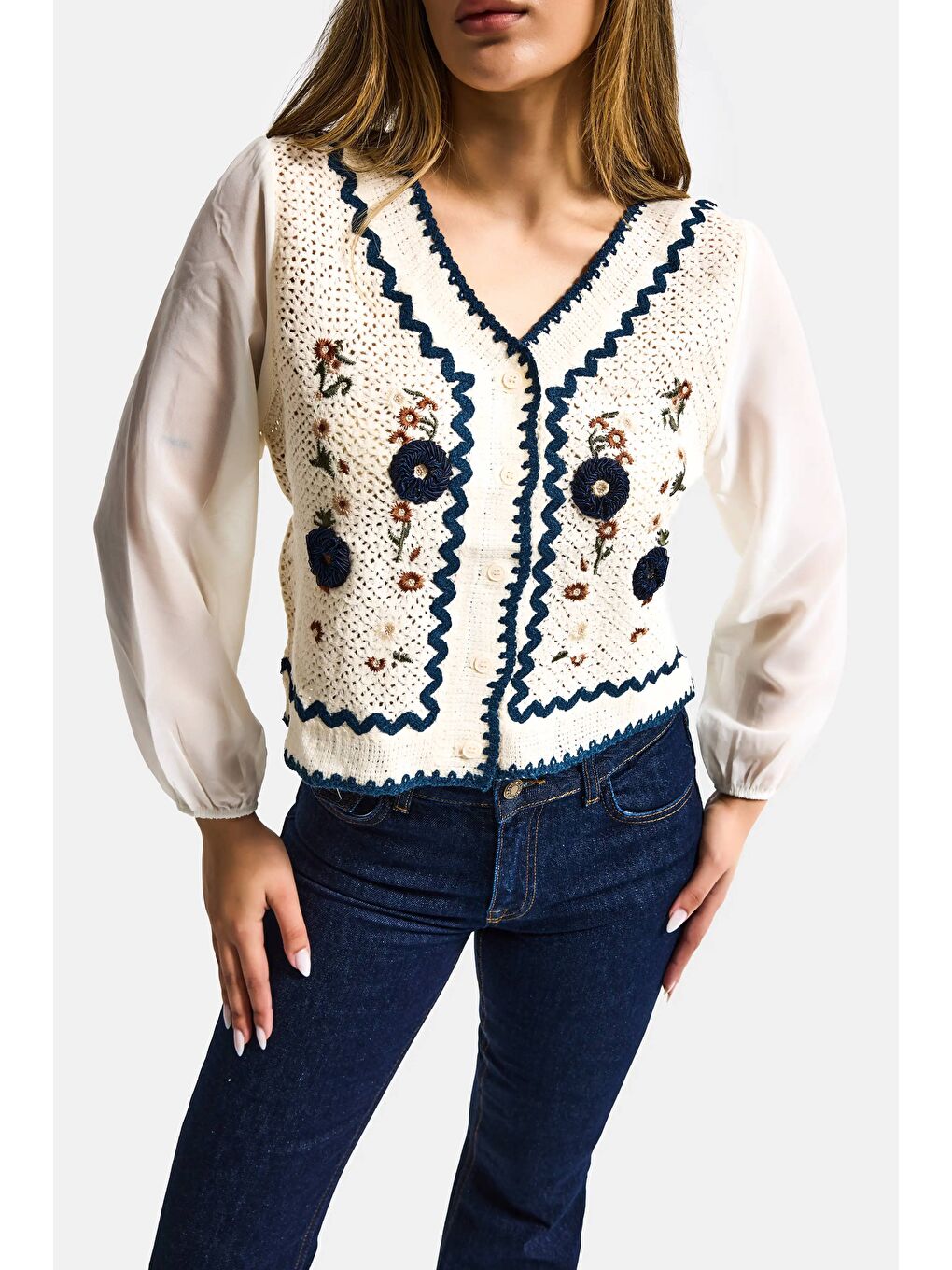 Kadın Ekru Etnik Şifon Kollu Etnik Örgülü Tasarım Bluz