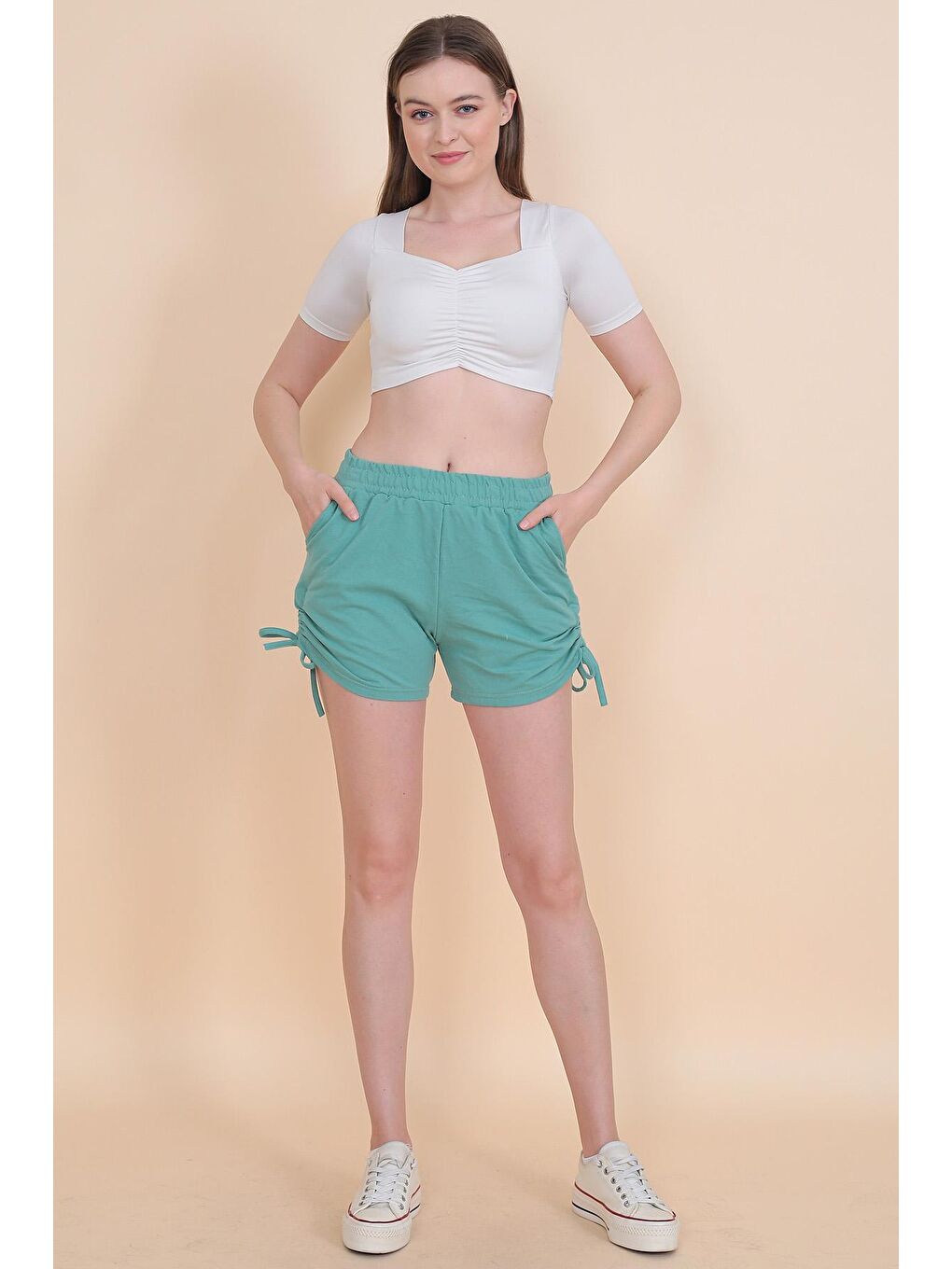 Yeşil Kadın Yan Büzgülü Şort 1991