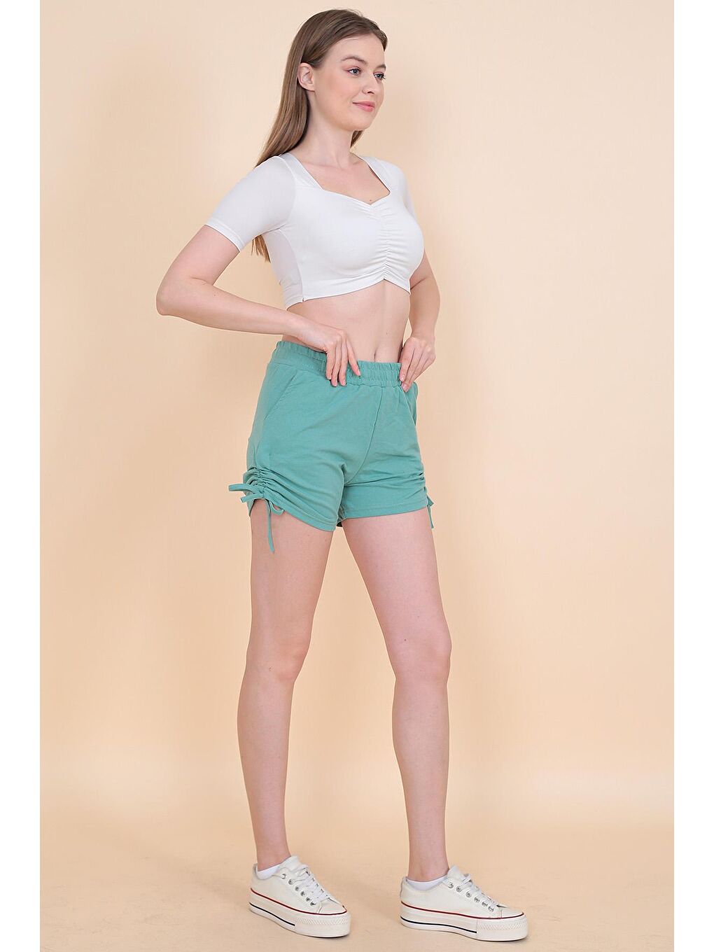Yeşil Kadın Yan Büzgülü Şort 1991-1