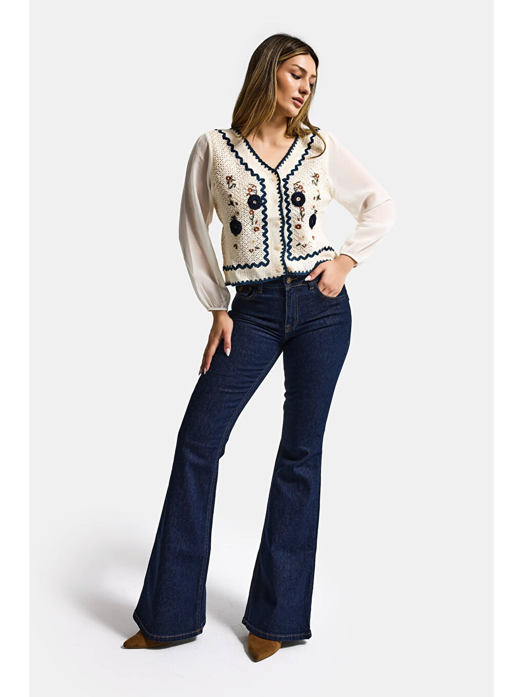 Kadın Ekru Etnik Şifon Kollu Etnik Örgülü Tasarım Bluz-3