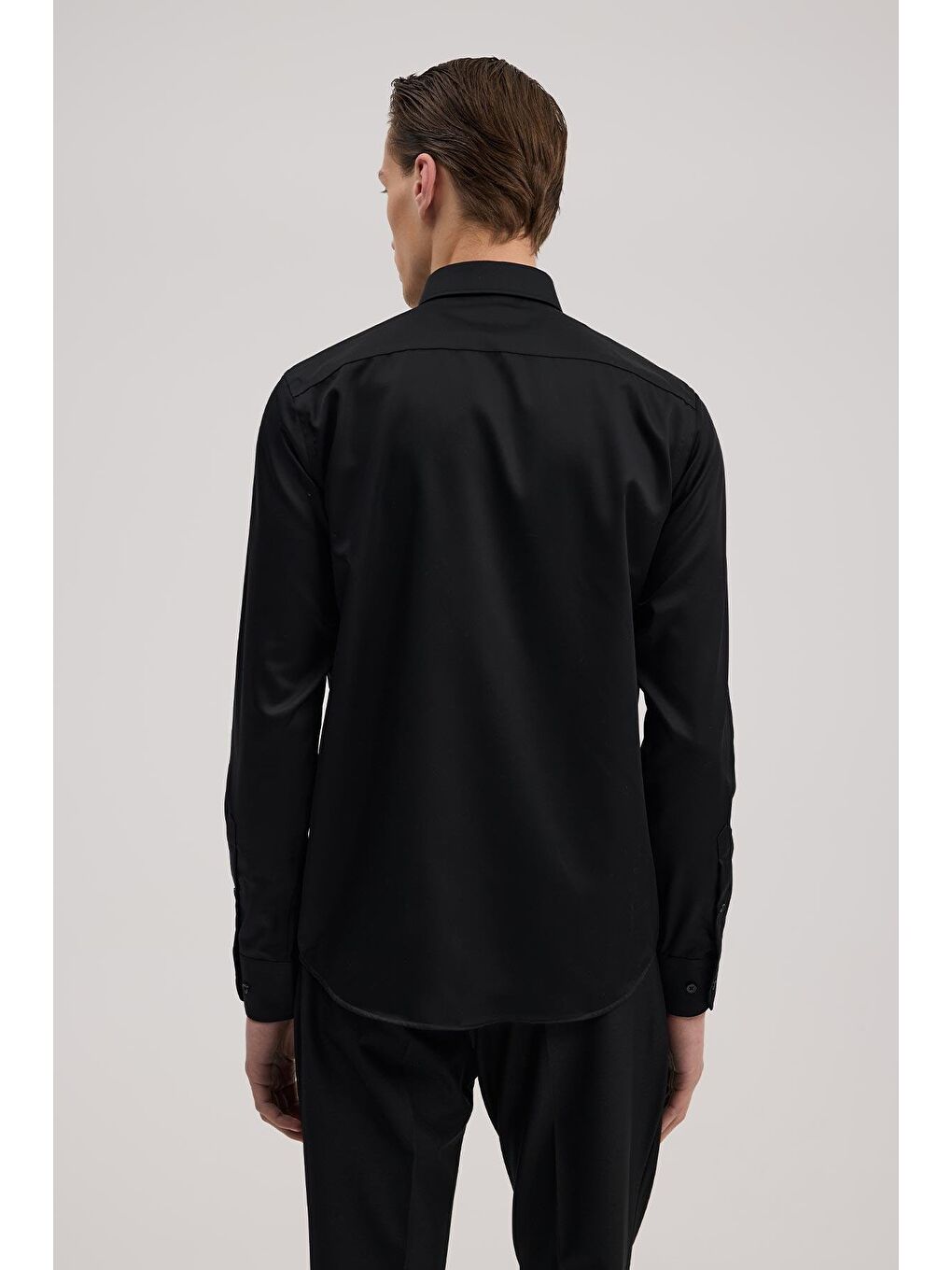 Siyah Comfort Fit %100 Pamuk Ütü Gerektirmeyen Non İron Gömlek-3