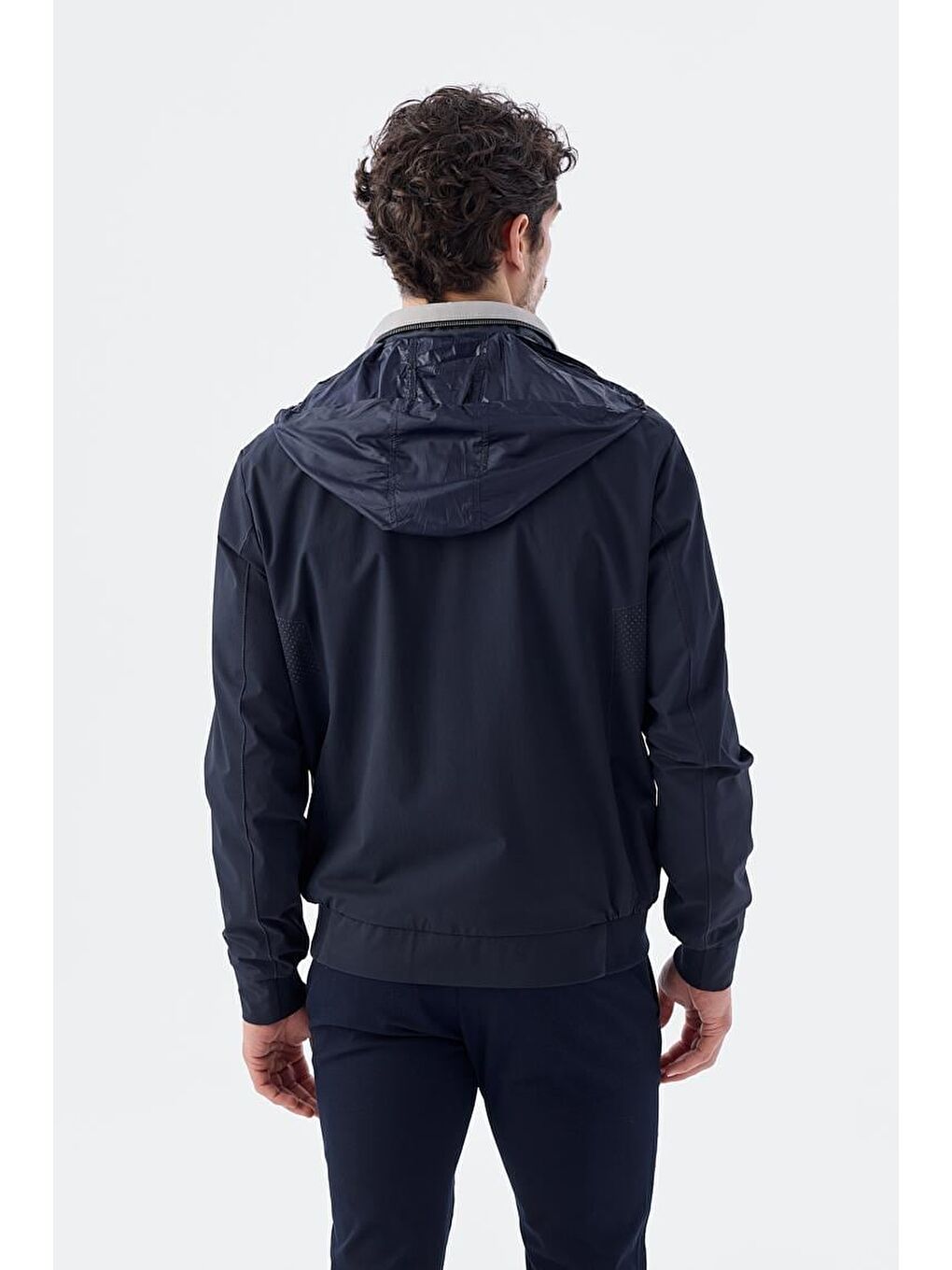 Lacivert Comfort Fit Kapüşonlu Rahat Mevsimlik Spor Mont-4