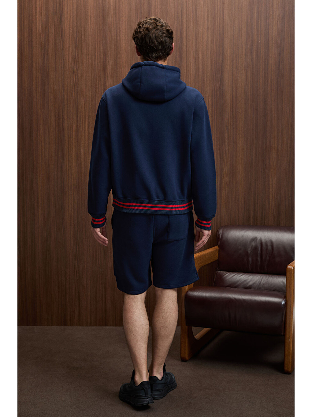 Phantoseas Erkek Kapüşonlu Önü Nakışlı Etek Ve Kol Triko Detaylı Lacivert Sweatshirt-6
