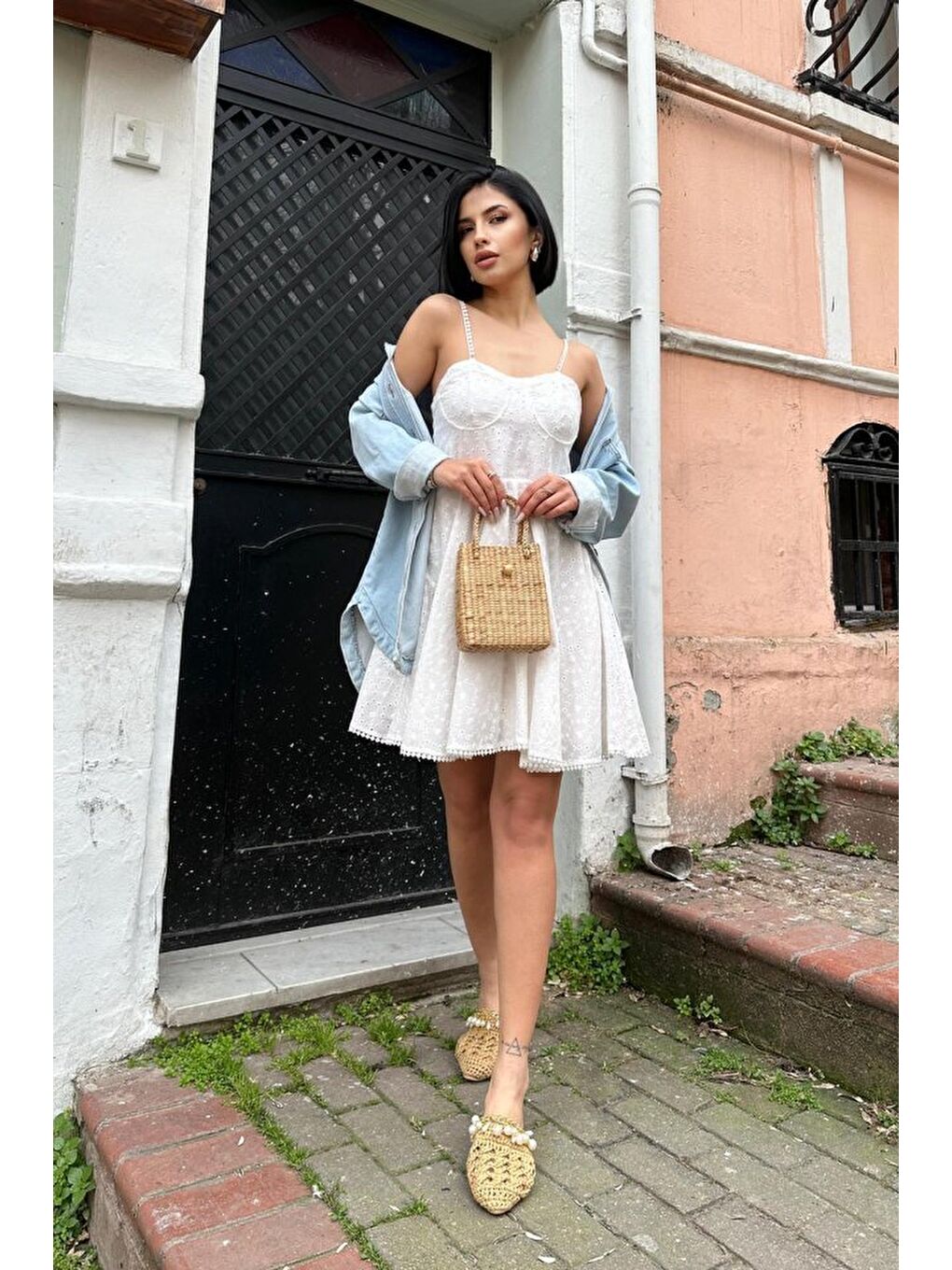 Beyaz Askılı Fisto Mini Elbise-1