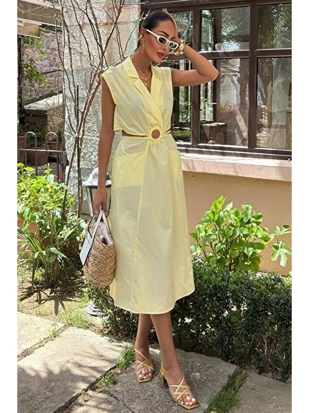 Sarı Göbeği Halka Detaylı Midi Boy Elbise 2896-1