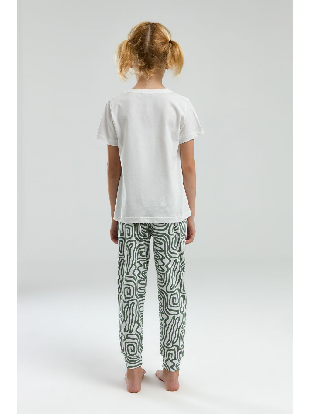 Gri Kız Çocuk Göğsü Baskılı Pijama Takım-2