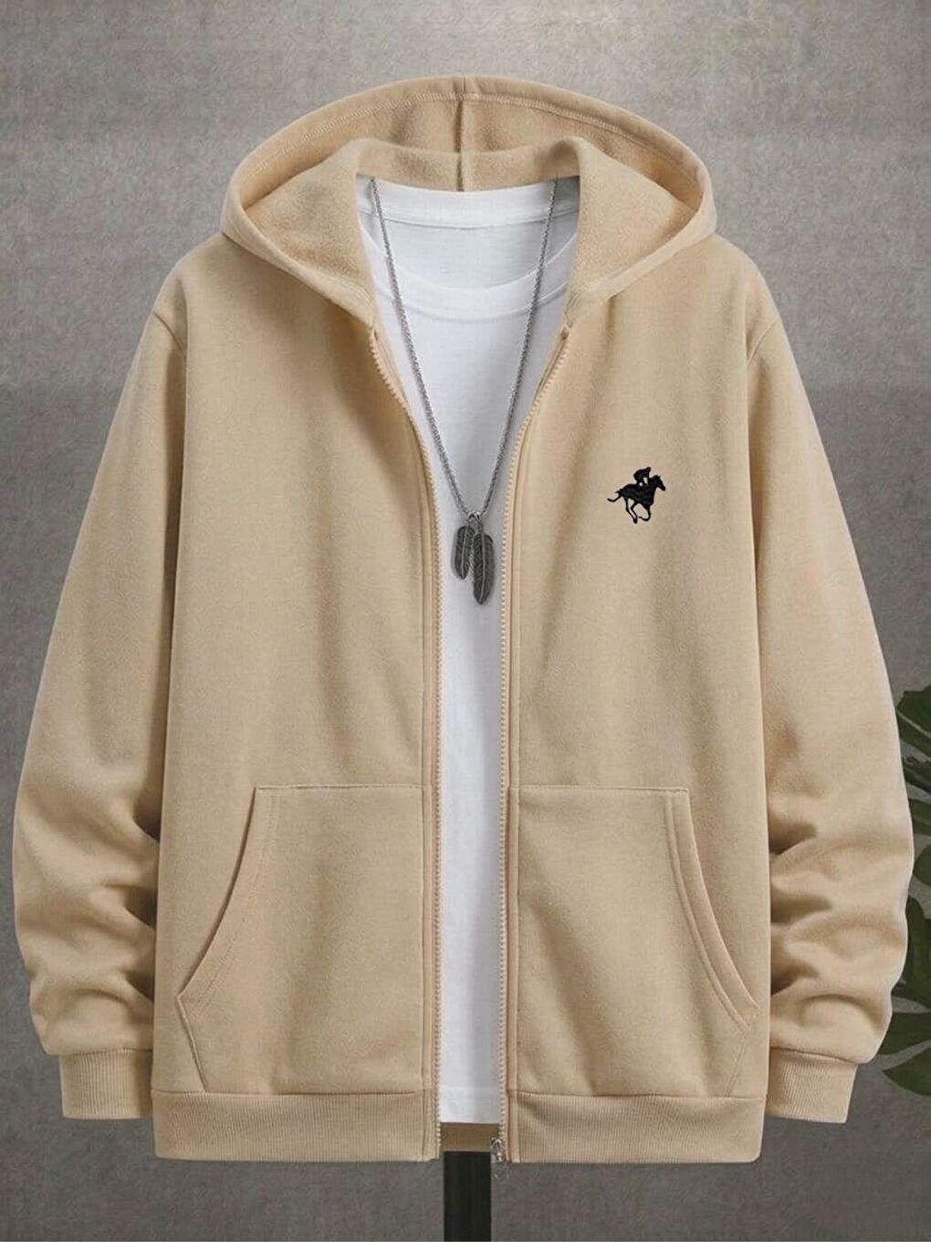 Bej Horse Baskılı Hırka