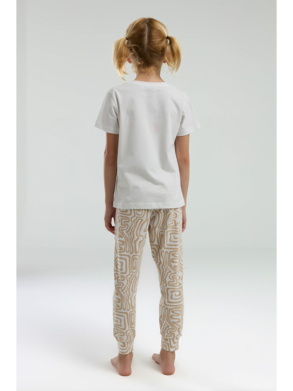 Bej Kız Çocuk Göğsü Baskılı Pijama Takım-3