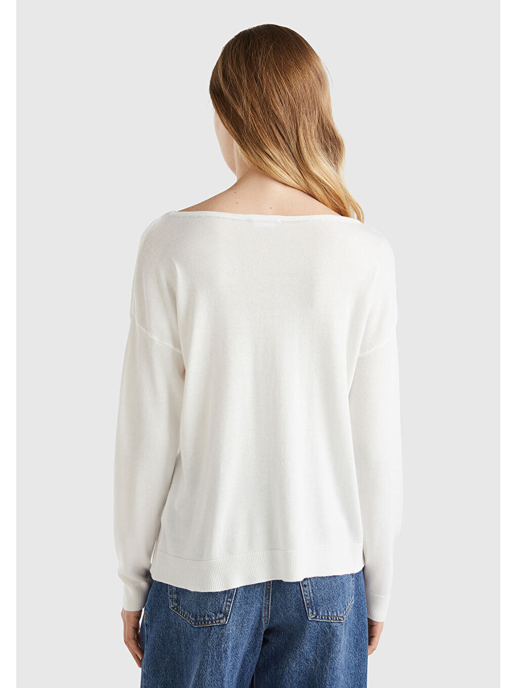 Kadın Beyaz Pamuk ve Modal Karışımlı Ribana Detaylı Kayık Yaka Kazak-2