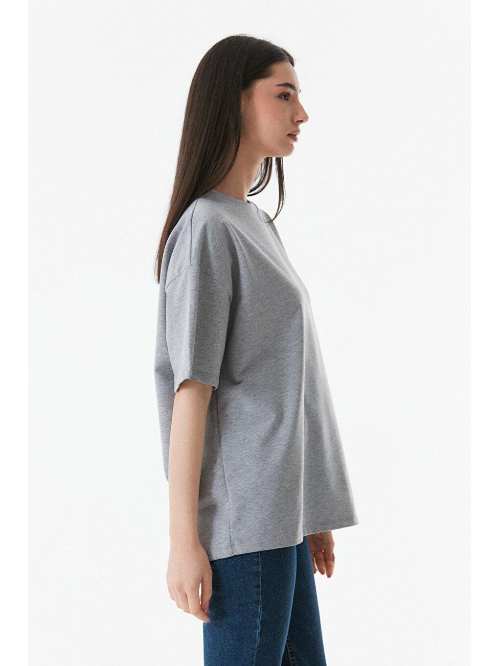 Gri Arkası Baskılı Bisiklet Yaka Oversize Tişört-3