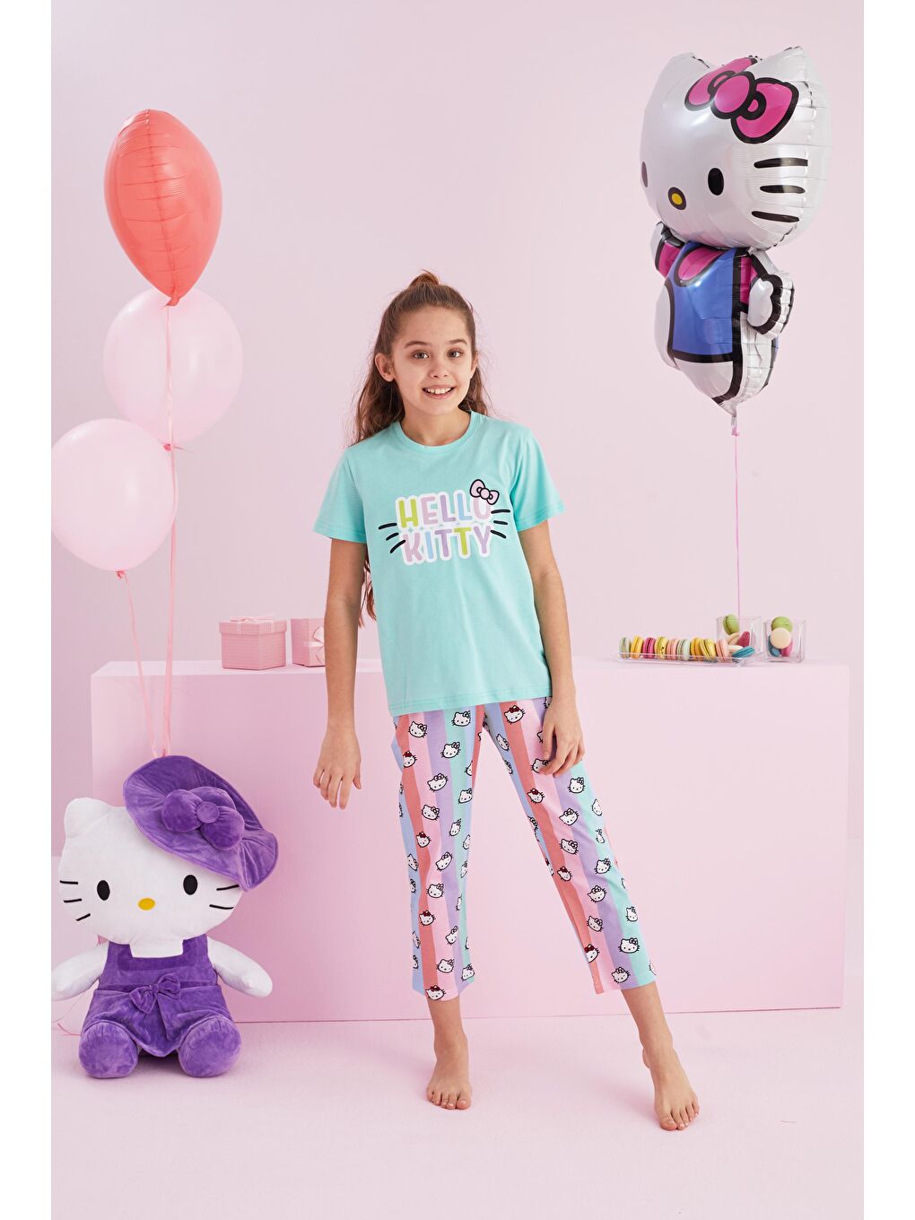 SİYAH İNCİ Yeşil Hello Kitty Lisanslı %100 Pamuk Yeşil Çok Renkli Bisklet Yaka Pijama Takım - 1