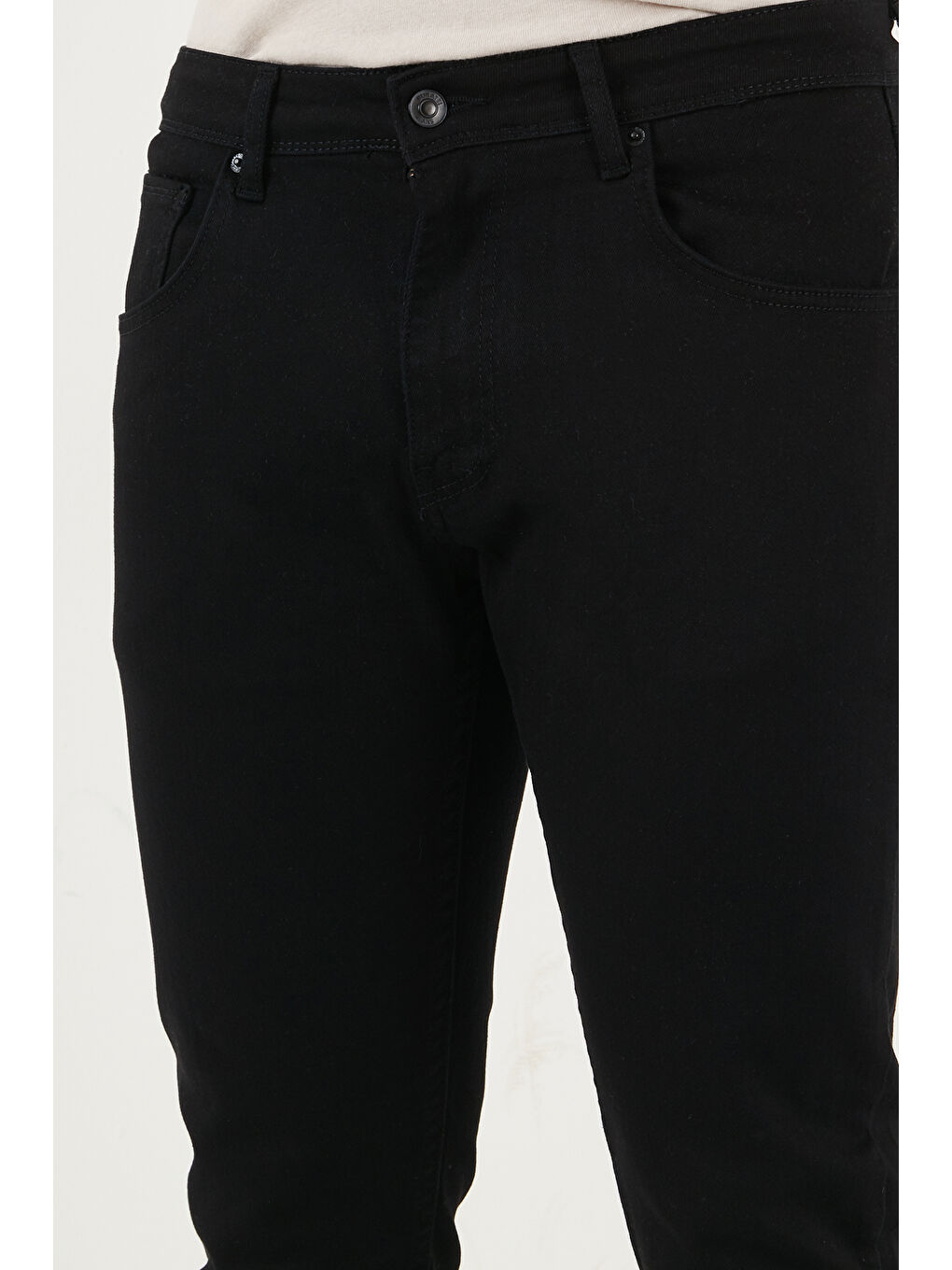 Siyah Dar Kalıp Yüksek Bel Dar Paça Jean Pantolon 3300C63TOKYO-5