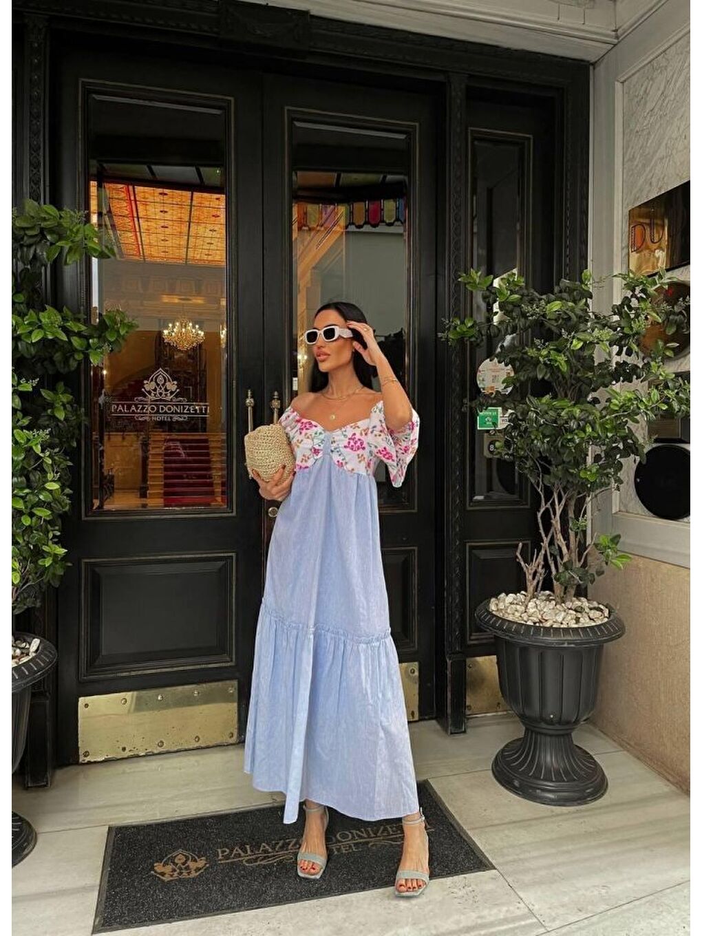 RENKLİ NAKIŞ DESENLİ ELBİSE - Mavi