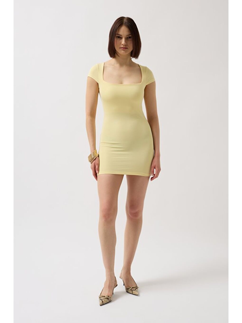 Sarı Pencere Detay Mini Dekolte Elbise-1