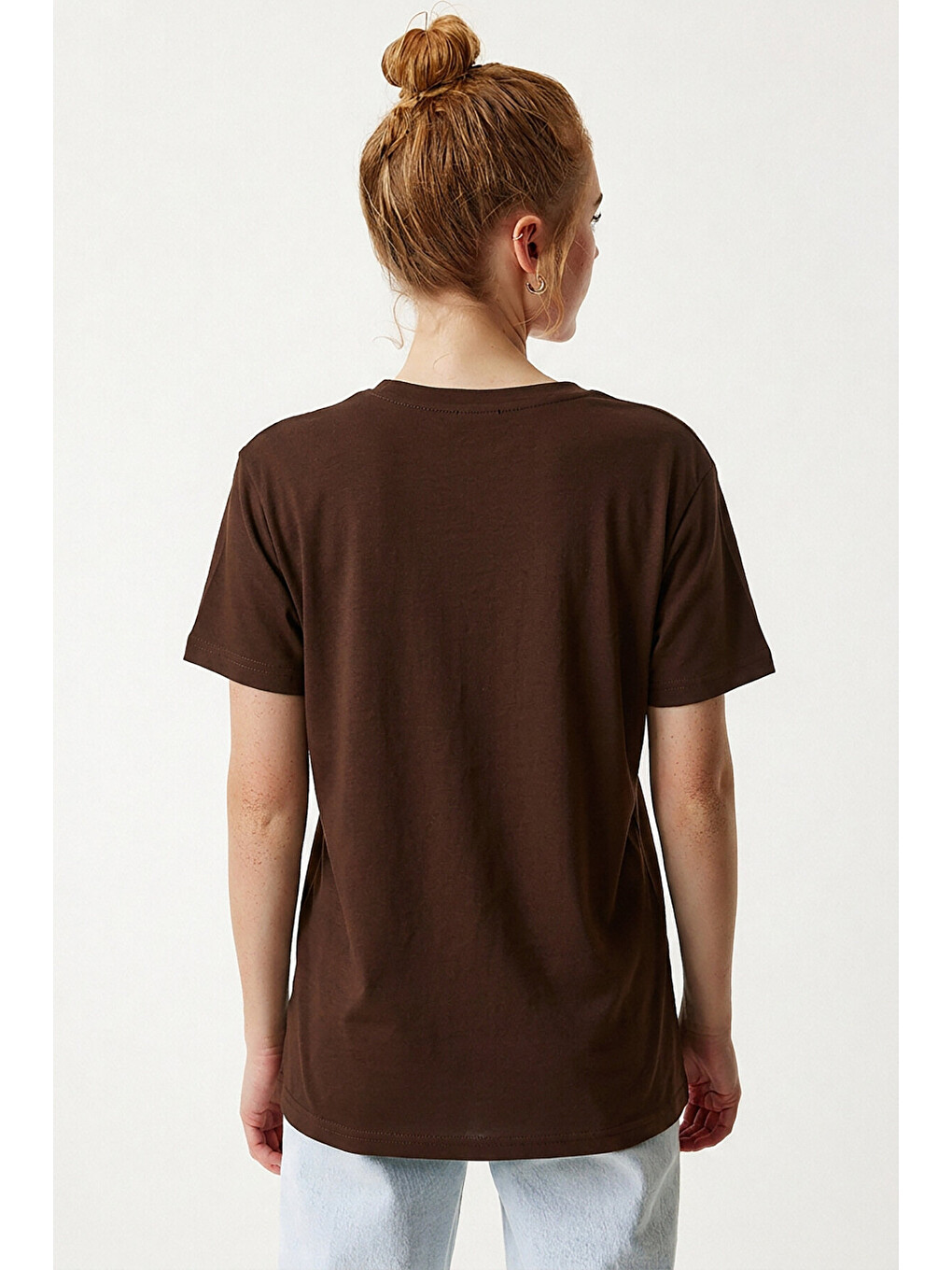 V Yaka Basic Viskon T-shirt Kahverengi Len0001-4