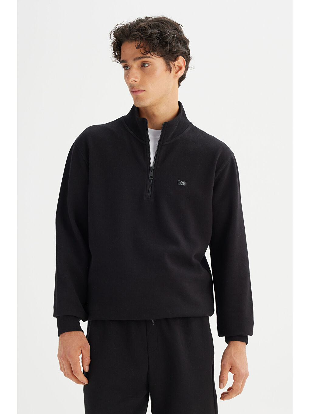 Siyah Regular Fit Kapüşonlu Yarım Fermuarlı Sweatshirt