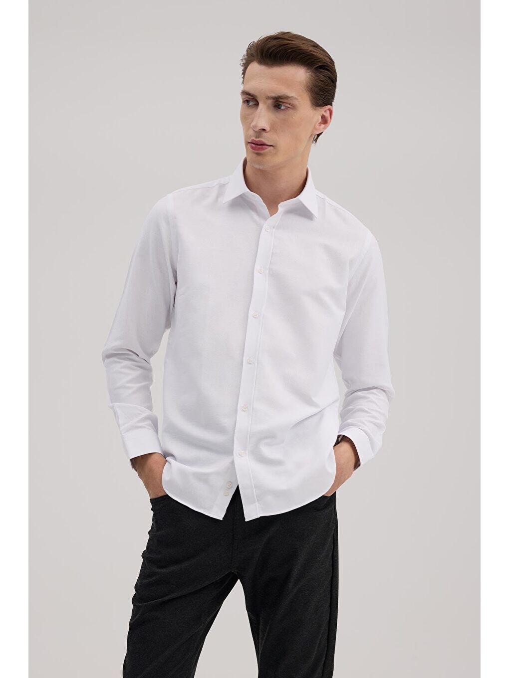 Beyaz Comfort Fit Klasik Yaka Pamuk Karışımlı Gömlek-1