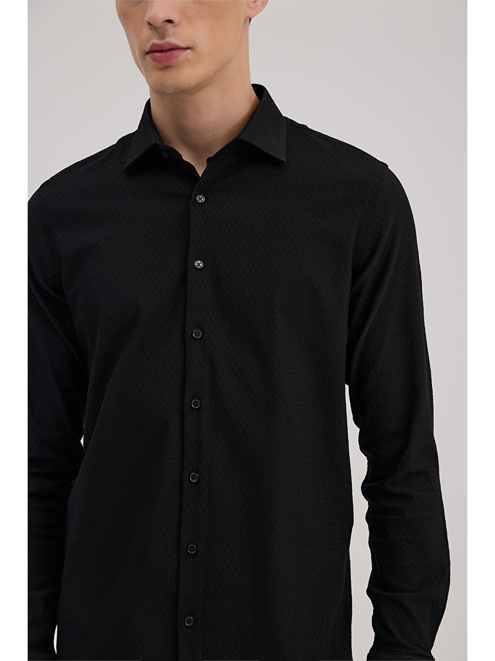 Siyah Comfort Fit Klasik Yaka Kendinden Desenli Gömlek-2