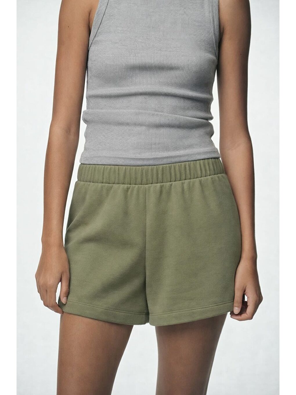 Haki Genç Kız Beli Lastikli Basic Pamuklu Şort