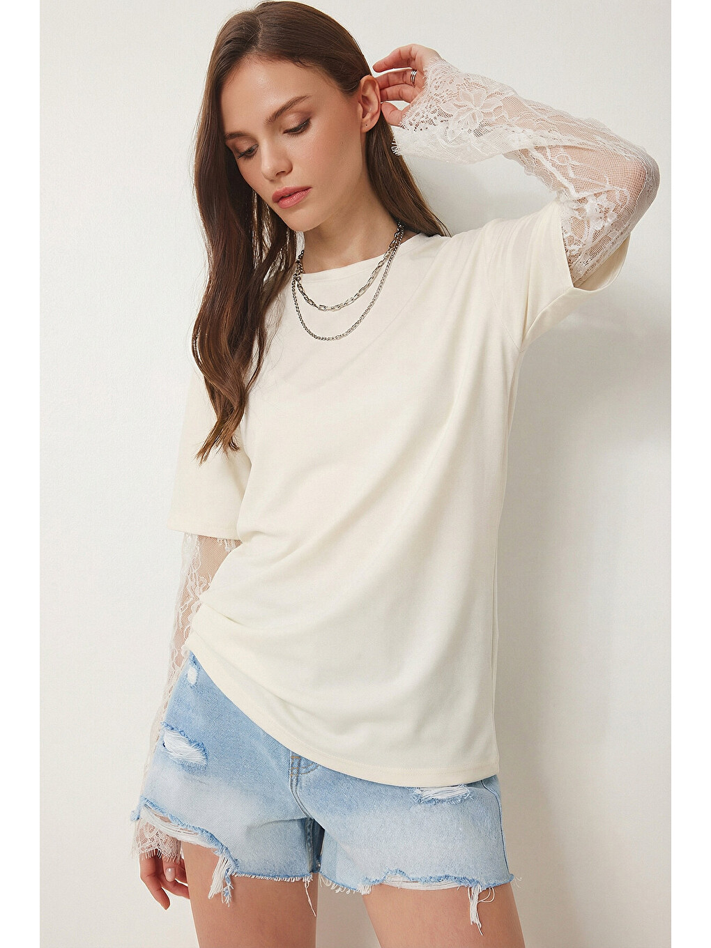Beyaz Dantel Detaylı Oversize Modal T-shirt KEMİK LNT0028-2