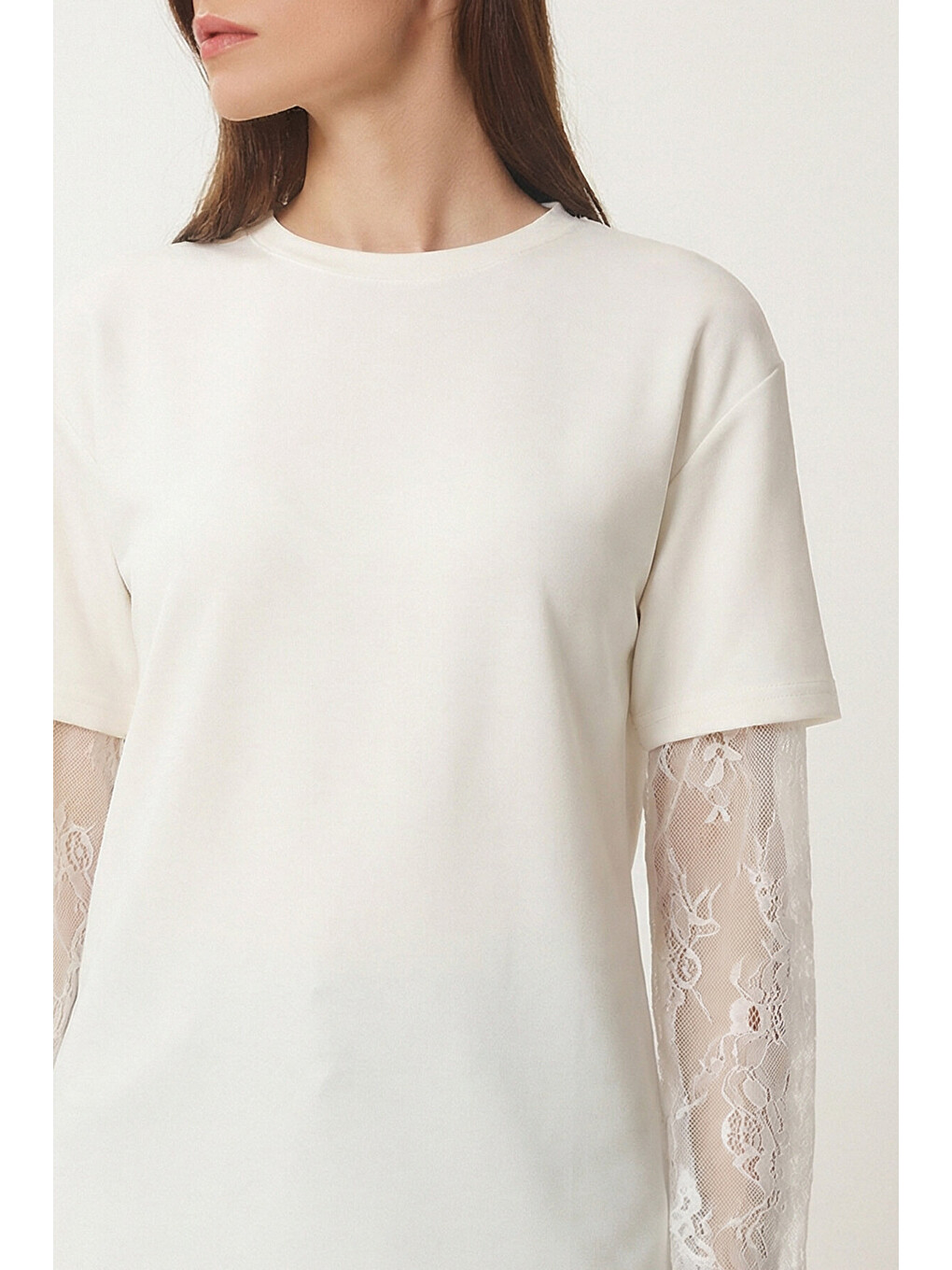 Beyaz Dantel Detaylı Oversize Modal T-shirt KEMİK LNT0028-4