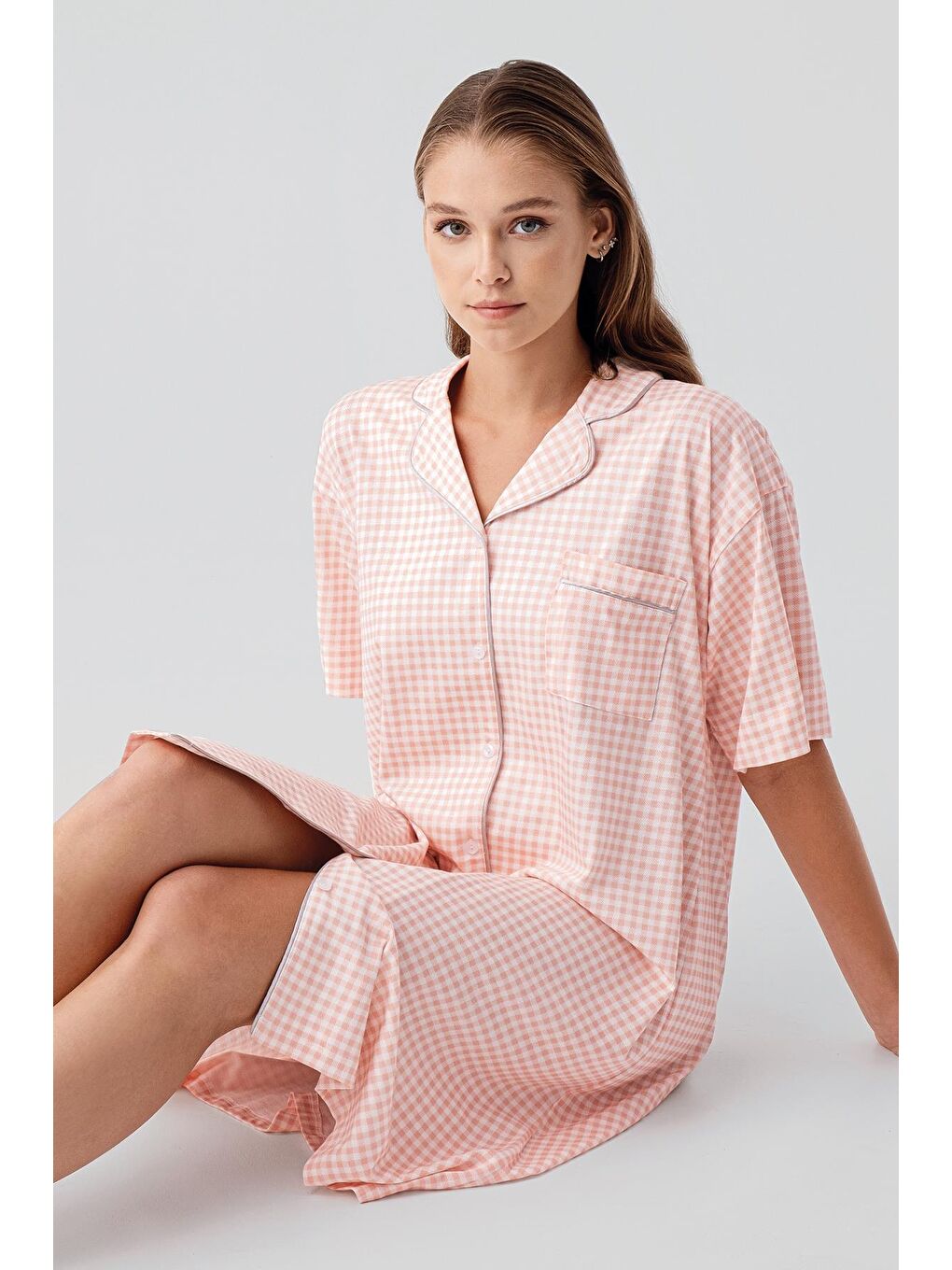 Pembe Kısa Kollu Düğmeli Esnek Pamuklu Gecelik 19101-2