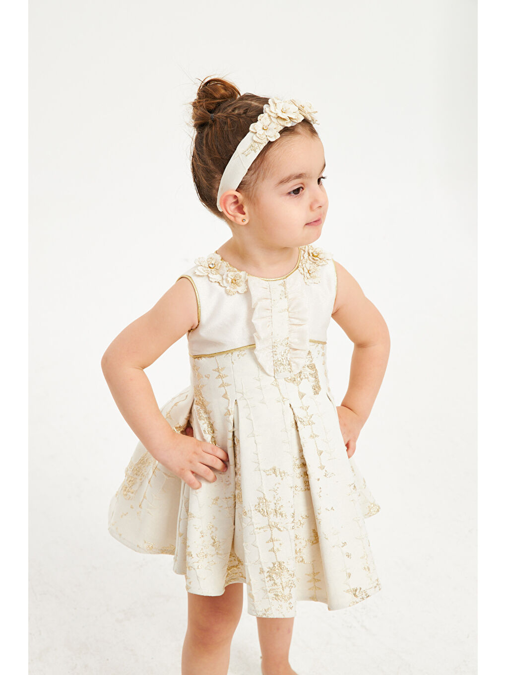 Ekru Yakası Ve Bandanası Çiçekli Jakar Abiye