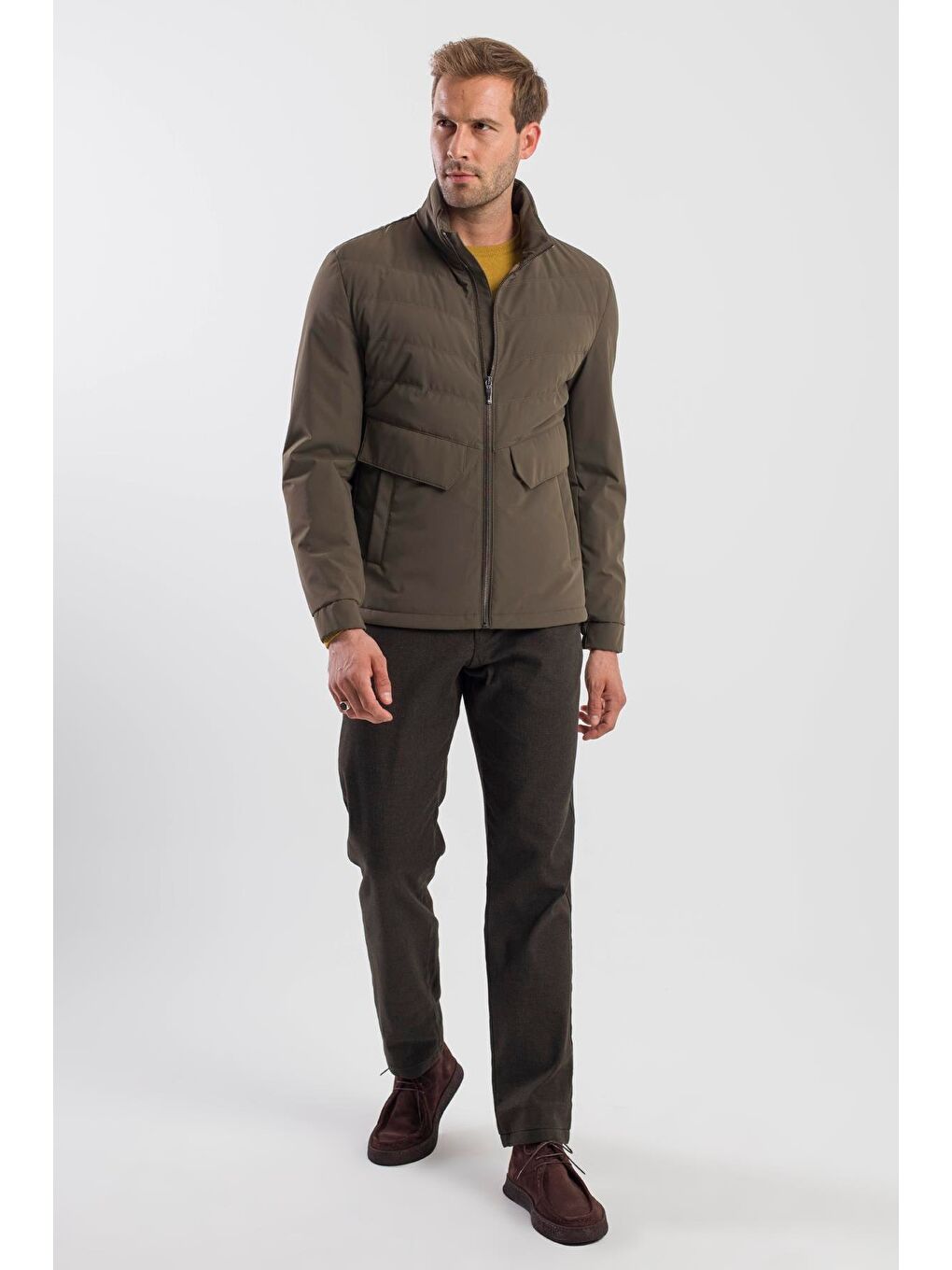 Haki Comfort Fit Dik Yaka Spor Mont