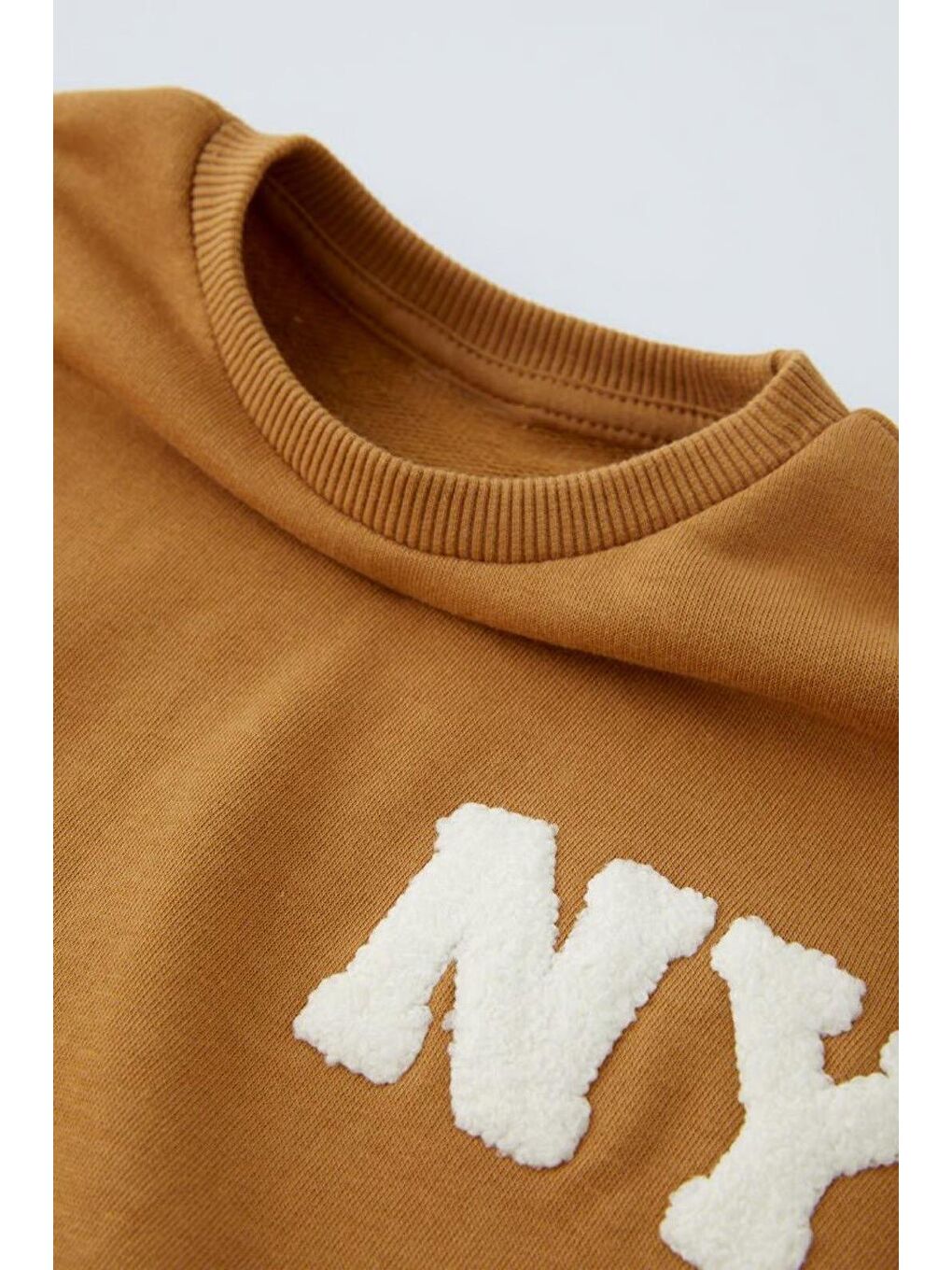 Sarı Unisex Çocuk Pamuklu Hardal "Ny" Nakışlı Sweatshirt Eşofman Alt-Üst Takım - Rahat Kalıp-3