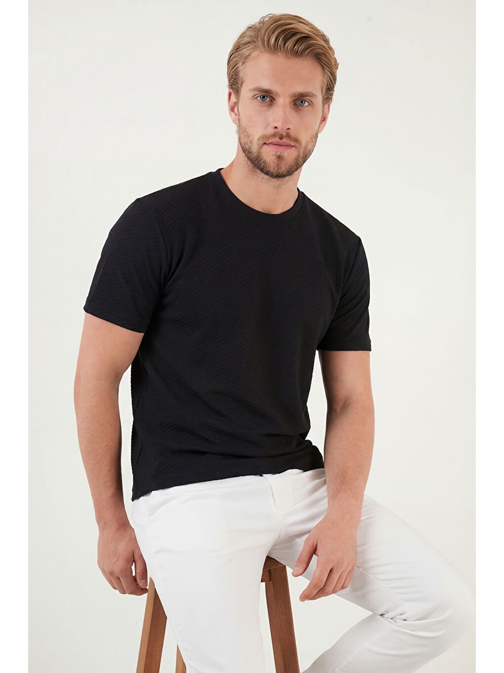 Siyah Pamuklu Bisiklet Yaka Kısa Kollu T Shirt 5904115-3