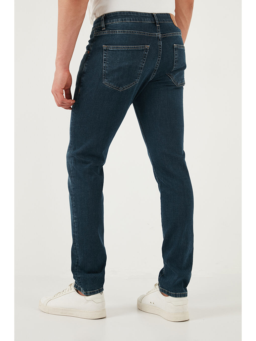 Yeşil Dar Kalıp Düşük Bel Dar Paça Jeans 1115C55NAPOLI-6