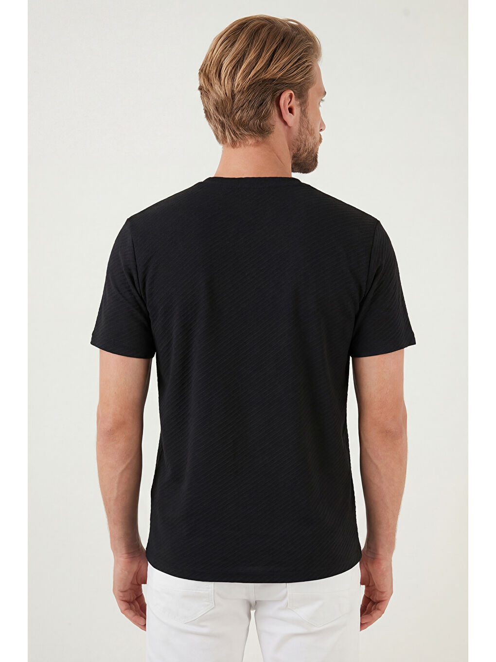 Siyah Pamuklu Bisiklet Yaka Kısa Kollu T Shirt 5904115-6