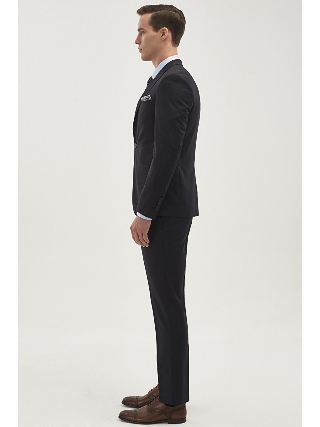 Erkek Lacivert Su Geçirmez Ekstra Slim Fit Kırlangıç Yaka Yünlü Nano Takım Elbise-2