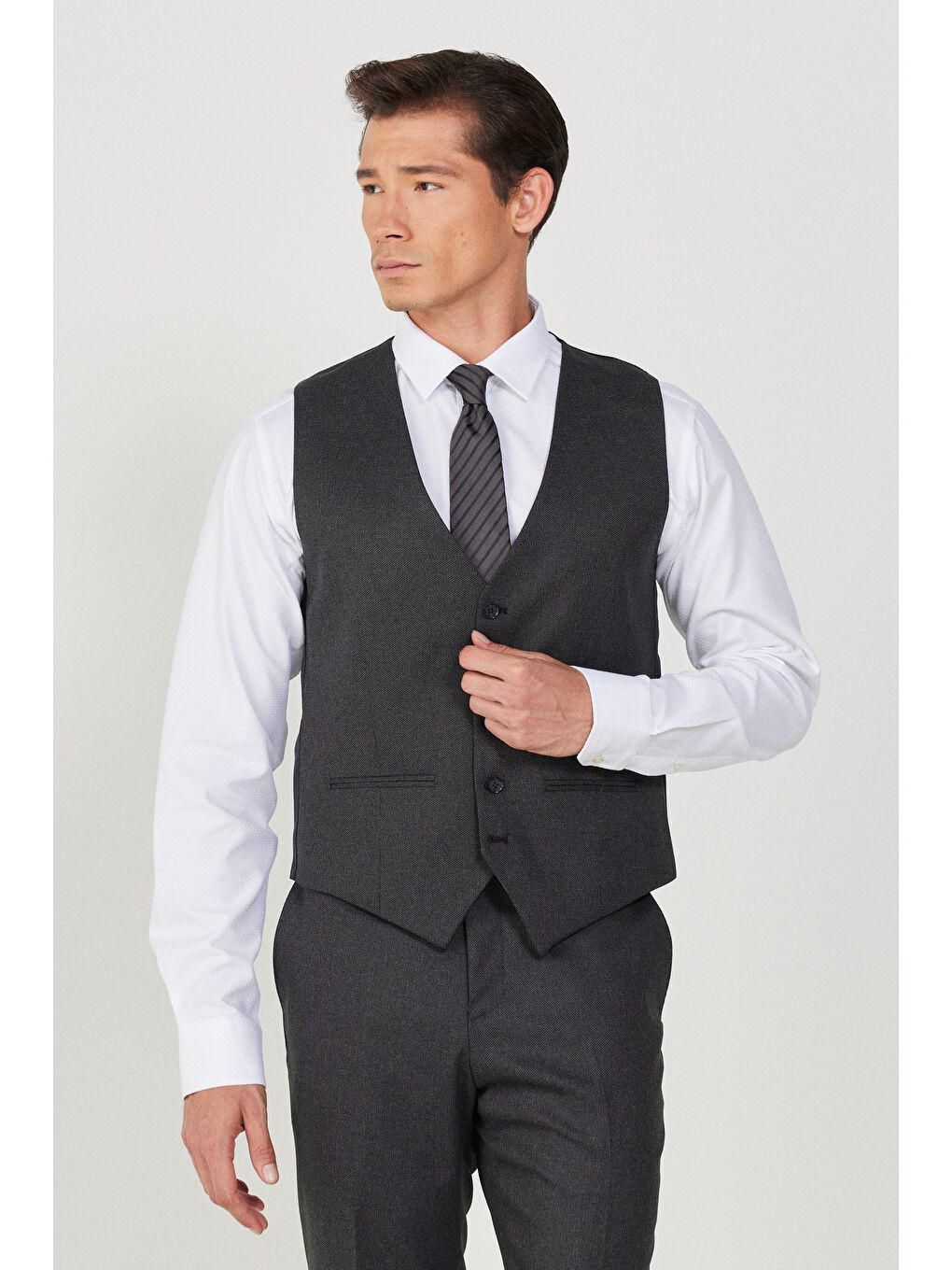 Erkek Siyah-Gri Slim Fit Dar Kesim Mono Yaka Desenli Yünlü Yelekli Takım Elbise-4