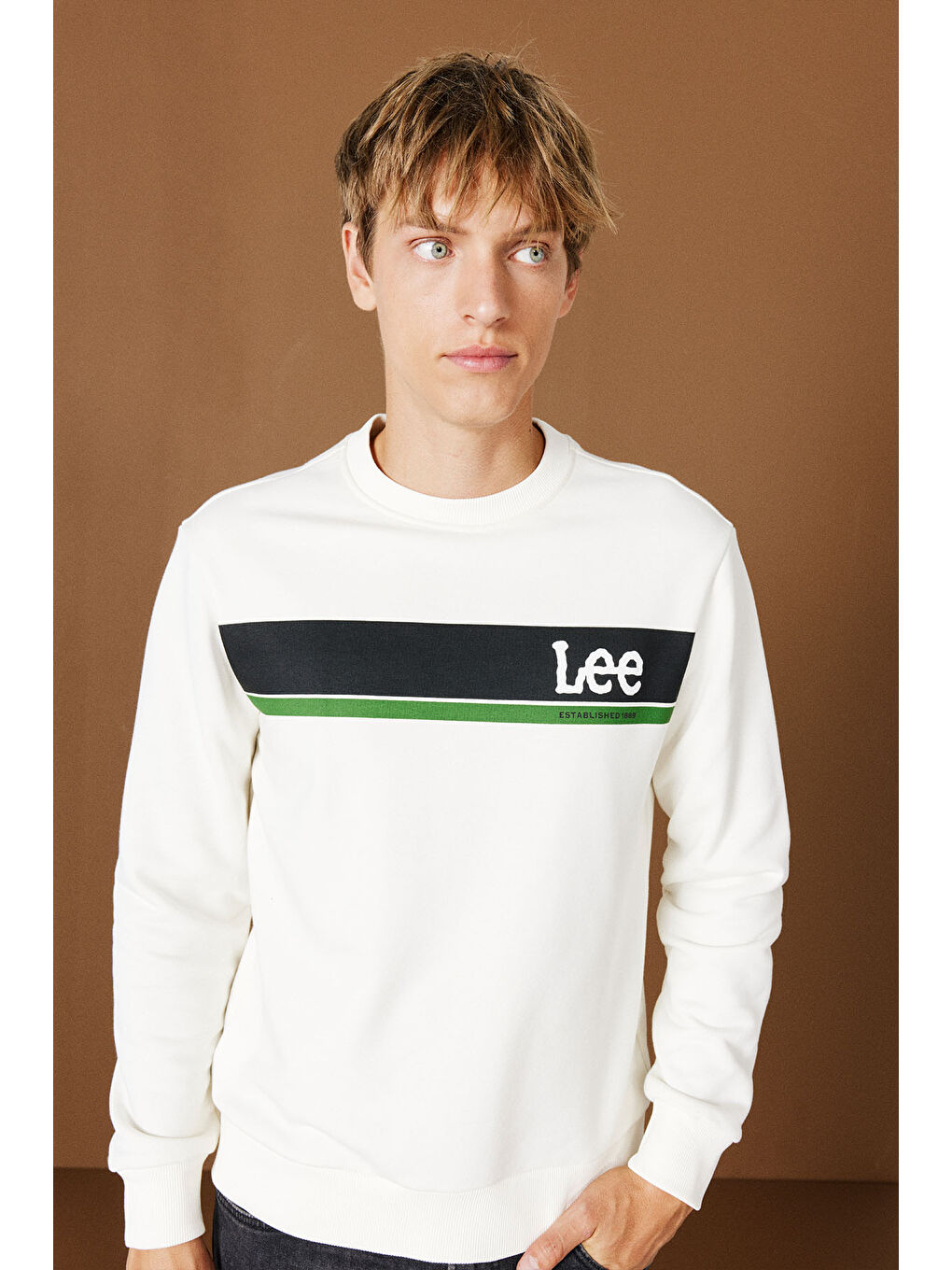 Beyaz Regular Fit Bisiklet Yaka Sweatshirt